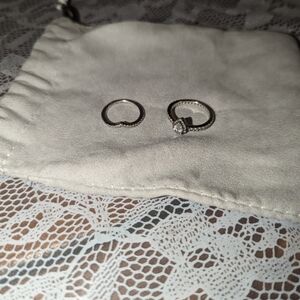 Pandora rings size 5 and 4.5
